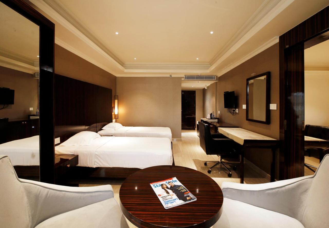 Hotel Park Residency Nilambūr エクステリア 写真